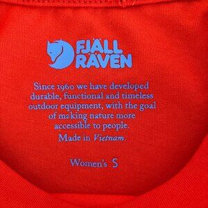 Fjellraven Fox Boxy Logo Tee Women's Small Flame Orange NWOT